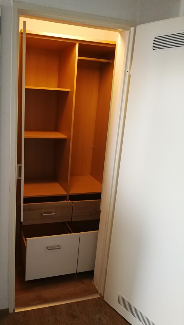 SCHÖNE 1,5 ZKB WOHNUNG MIT EINBAUKÜCHE UND BALKON IN EINEM GEPFLEGTEN HAUS – Wolfsburg – Vorschaubild 10