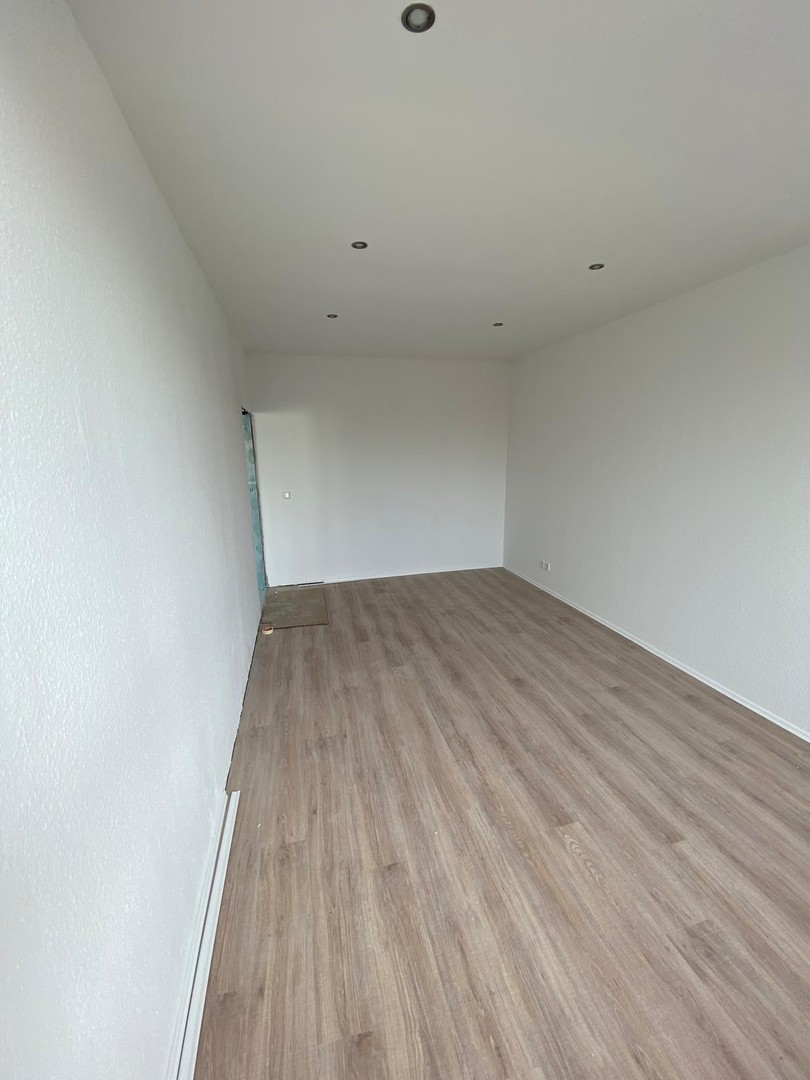 Lichtdurchflutete 3 Zimmer Wohnung im 4. OG in Wuppertal-Vohwinkel – Wuppertal – Vorschaubild 8