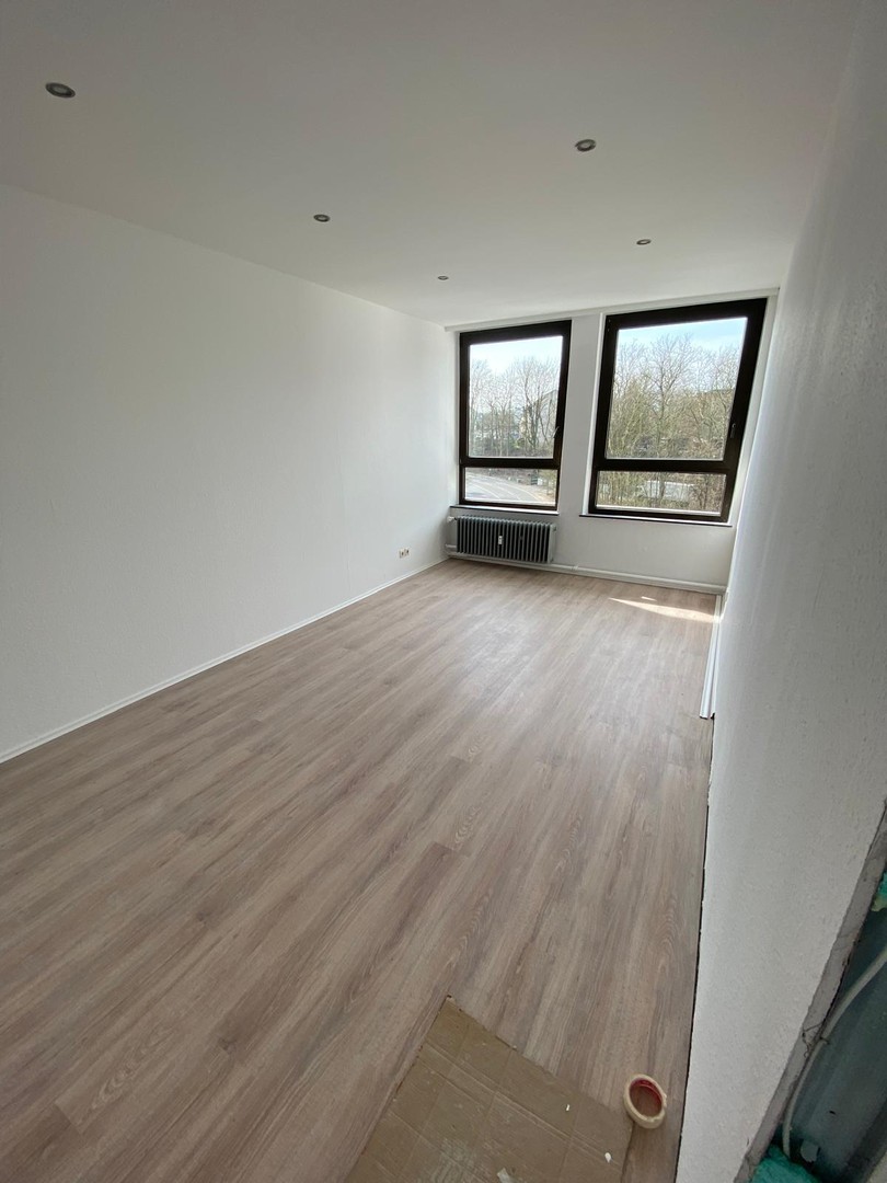 Lichtdurchflutete 3 Zimmer Wohnung im 4. OG in Wuppertal-Vohwinkel – Wuppertal – Vorschaubild 9