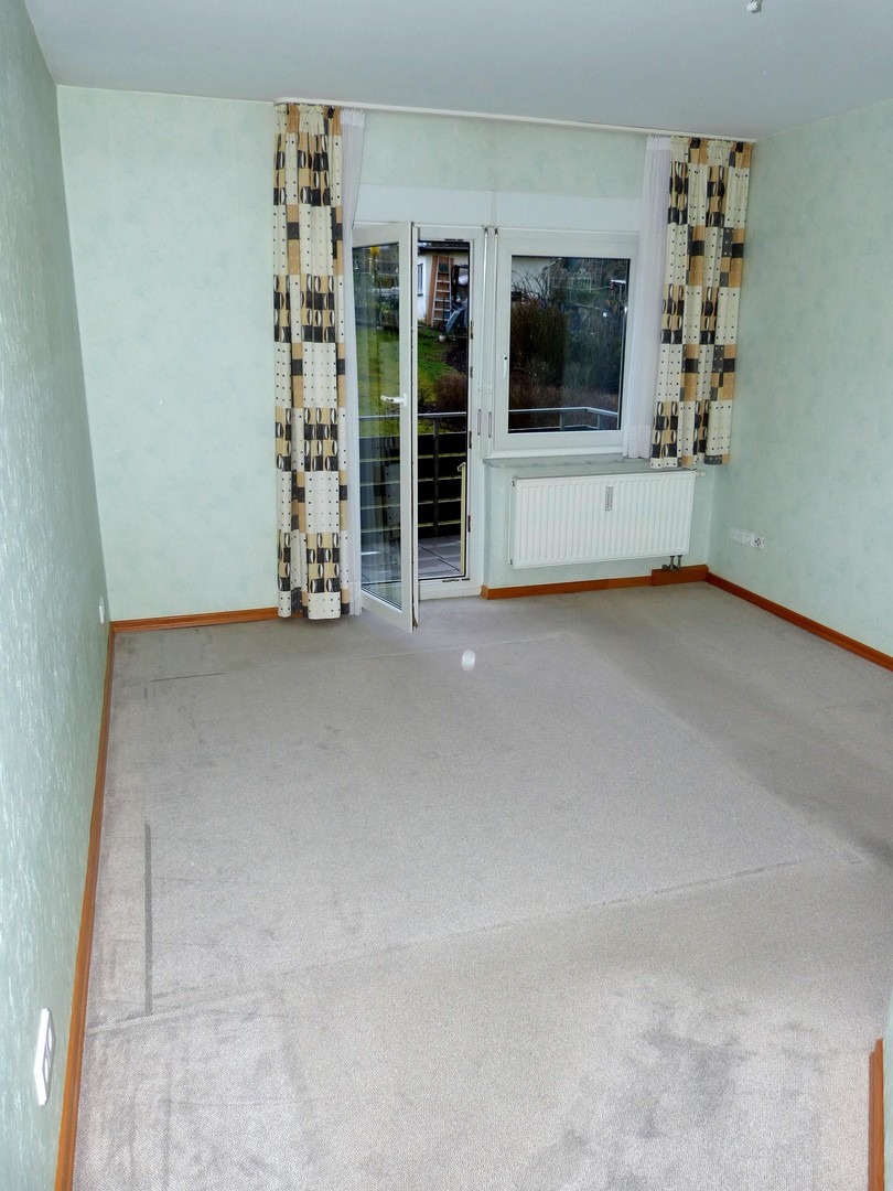 145 m²-Maisonette-Wohnung mit Balkon und Blick ins Grüne – Remscheid – Vorschaubild 4