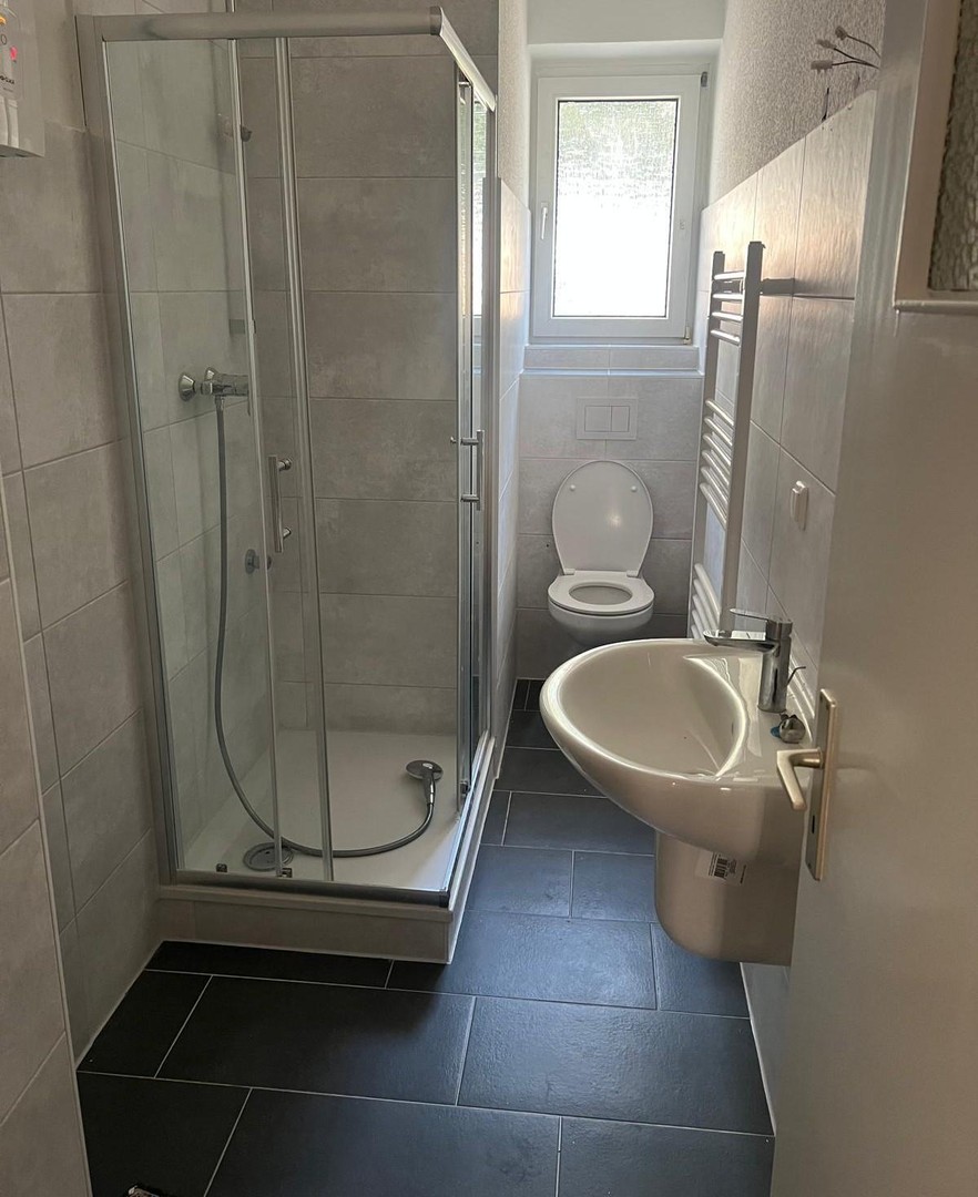 Renovierte 55 m² Erdgeschosswohnung mit Garten – Essen – Vorschaubild 2