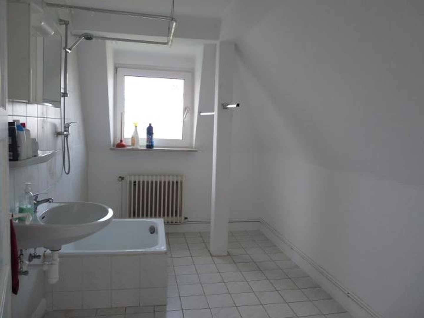 2 ZKB DG Wohnung Ko-Neuendorf, grün und zentral – Koblenz – Vorschaubild 11