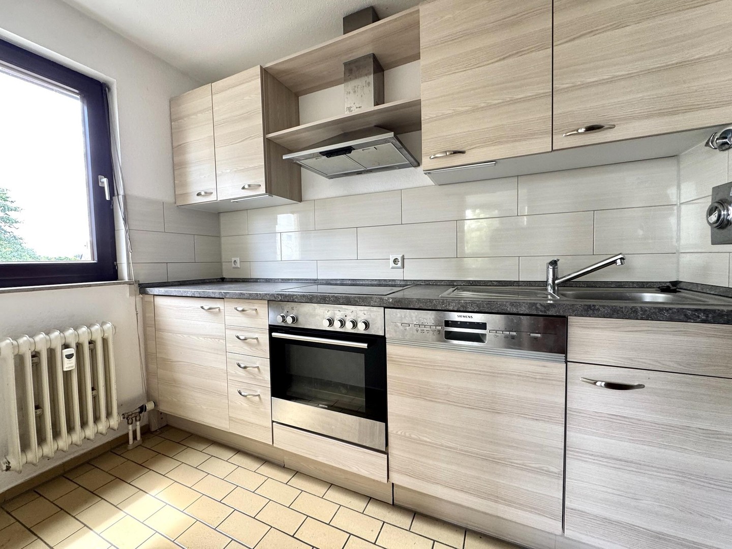 2-Zimmer Wohnung mit Terasse und TG-Stellplatz – Reutlingen – Vorschaubild 2