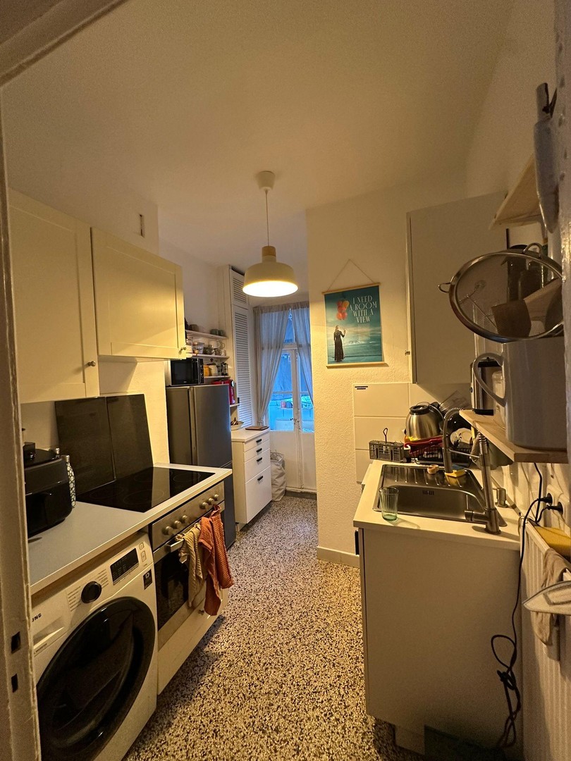 Helle, schöne und gepflegte Altbauwohnung mit Dielenfussboden und Einbauküche – Kiel – Vorschaubild 10