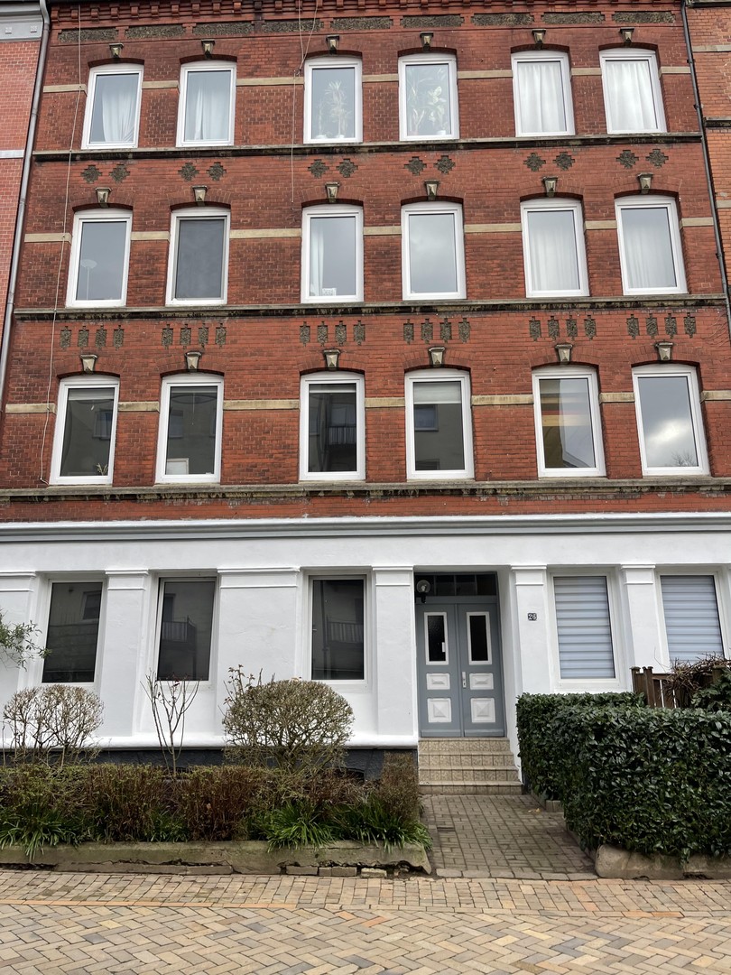 Helle, schöne und gepflegte Altbauwohnung mit Dielenfussboden und Einbauküche – Kiel – Vorschaubild 24