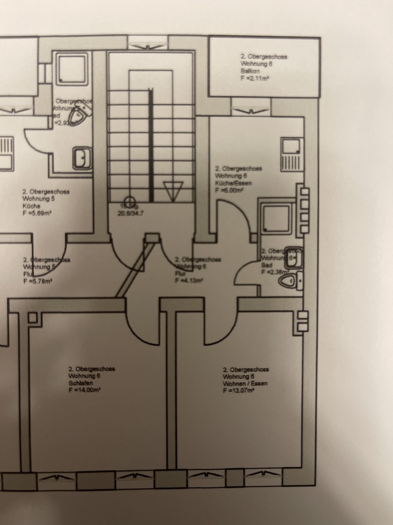 Helle, schöne und gepflegte Altbauwohnung mit Dielenfussboden und Einbauküche – Kiel – Vorschaubild 36