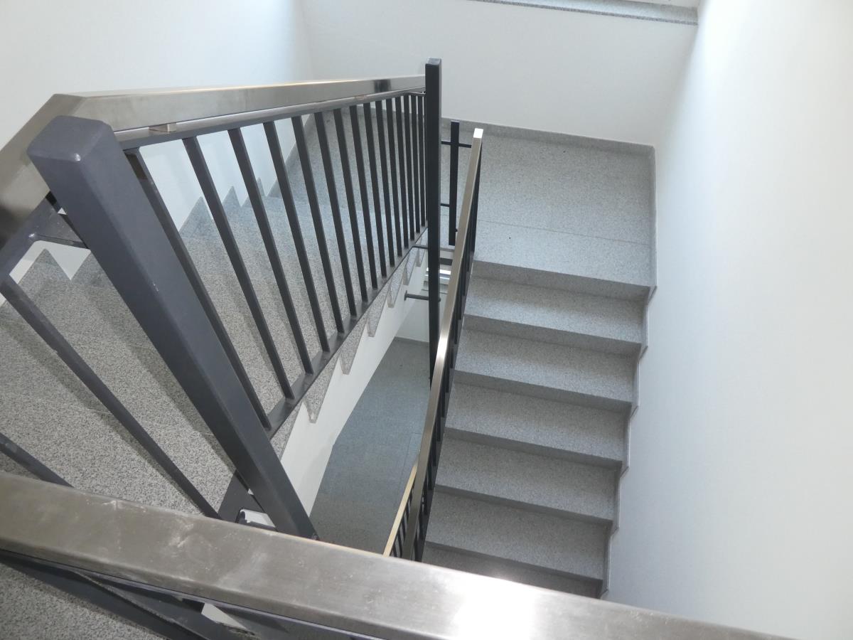 Neue Dachgeschosswohnung mit Flair im Energiesparhaus mit moderner Heiztechnik in Bonn – Bonn – Vorschaubild 16
