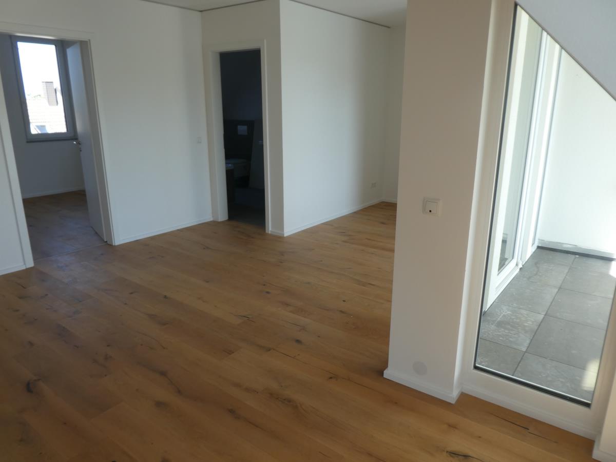 Neue Dachgeschosswohnung mit Flair im Energiesparhaus mit moderner Heiztechnik in Bonn – Bonn – Vorschaubild 19