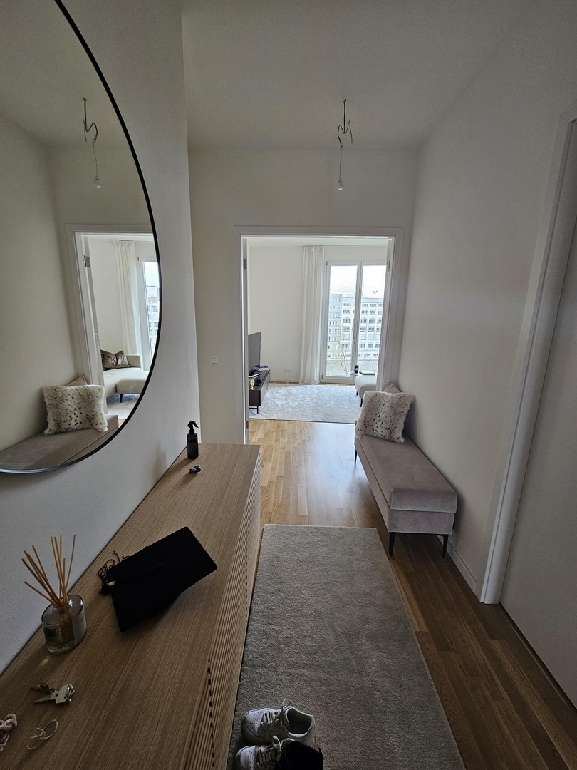 Traumhafte 4 Zimmer Wohnung mit direktem Spreeblick und Weitblick über die Stadt – Berlin – Vorschaubild 6