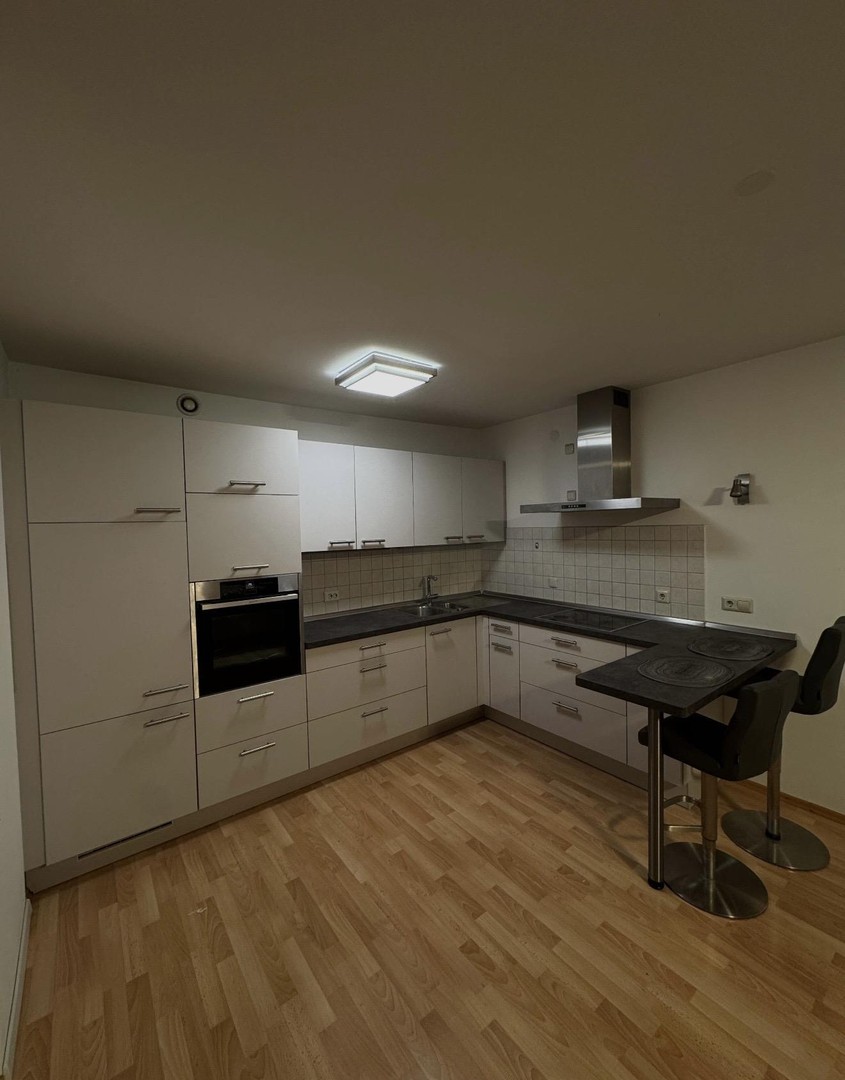Charmante 1-Zimmerwohnung mit Loggia – Nürnberg – Vorschaubild 2