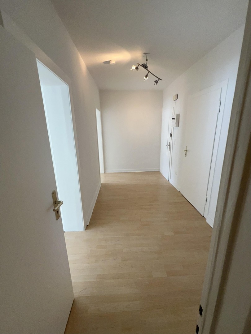Attraktive 3-Zimmer-Wohnung mit Balkon in guter Lage von Wuppertal Barmen – Wuppertal – Vorschaubild 8