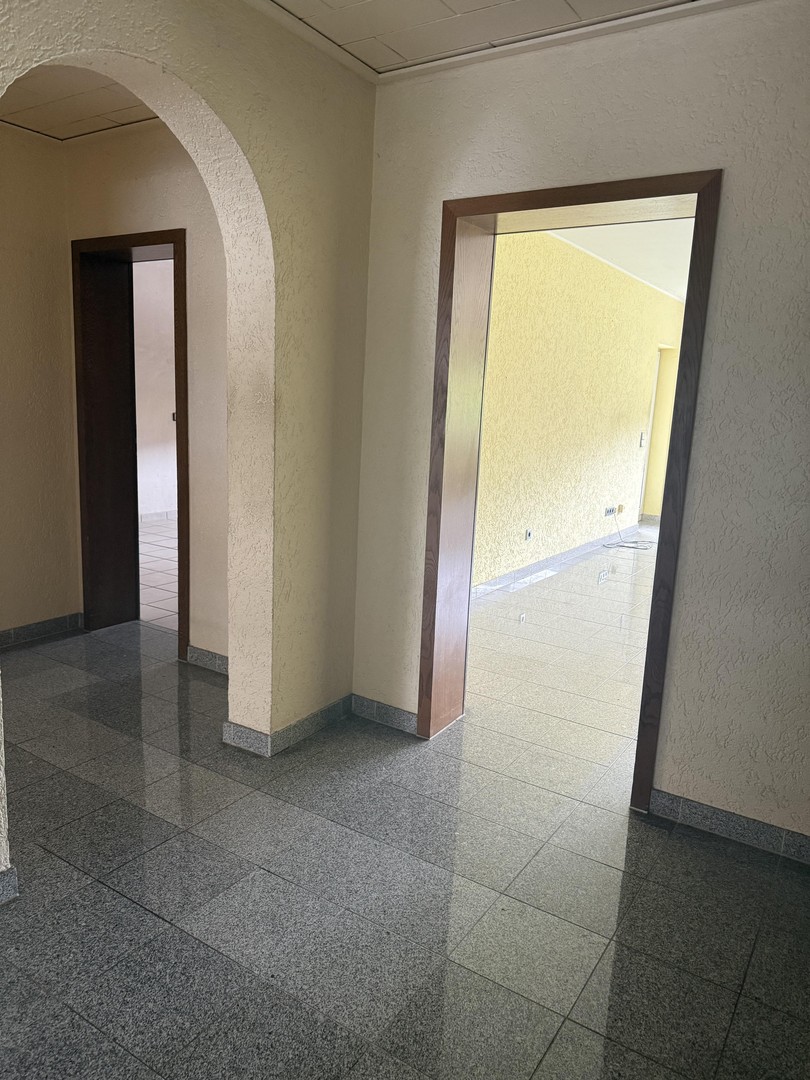 3,5 Zi., 98qm im EG, modernes Bad ,mit Terrasse – Oberhausen – Vorschaubild 5