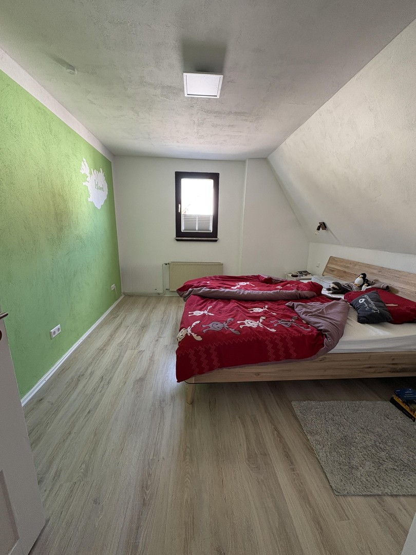 Großzügiges Haus mit Apartment, Scheune & möglichem Bauplatz – Harthausen – Vorschaubild 11