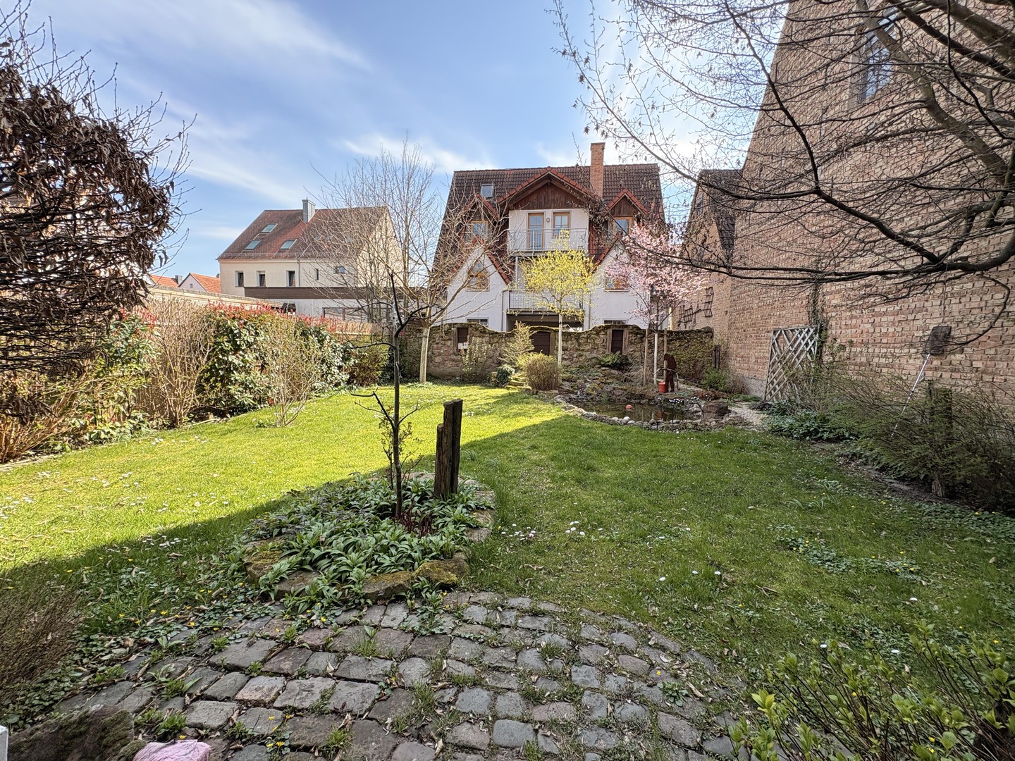 Großzügiges Haus mit Apartment, Scheune & möglichem Bauplatz – Harthausen – Vorschaubild 13