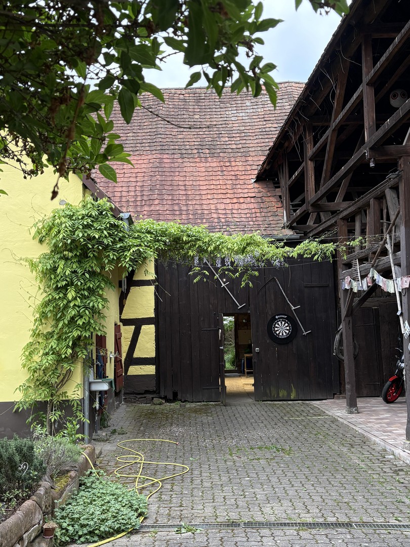 Großzügiges Haus mit Apartment, Scheune & möglichem Bauplatz – Harthausen – Vorschaubild 16