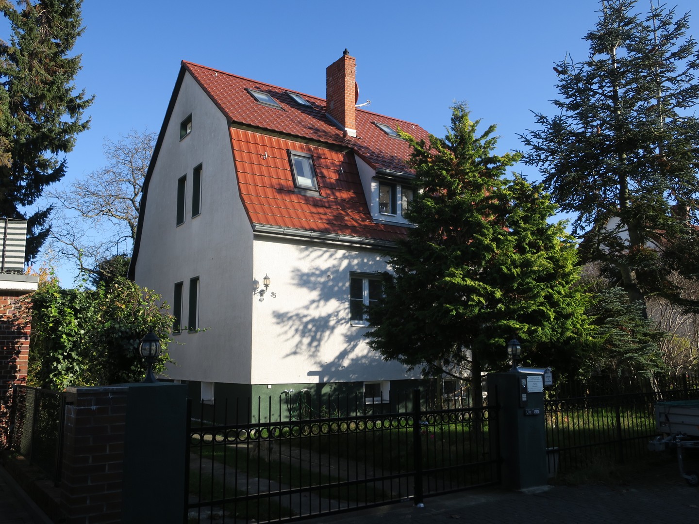 Verkaufe Einfamilienhaus in Lichtenrade mit großem Garten von Privat ohne Makler