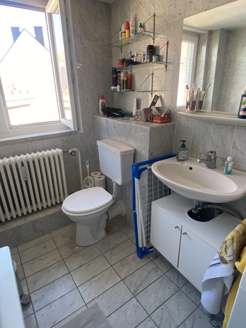 Ruhiges Dachgeschoss in Bestlage! Unvermietet! – München – Vorschaubild 7