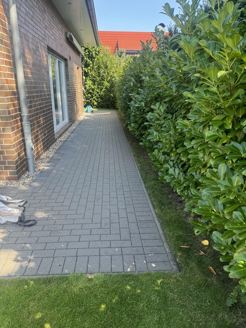 Hamburgs seltenste Wohnform: Zwei freistehende Einfamilienhäuser auf einem Grundstück – Hamburg – Vorschaubild 33