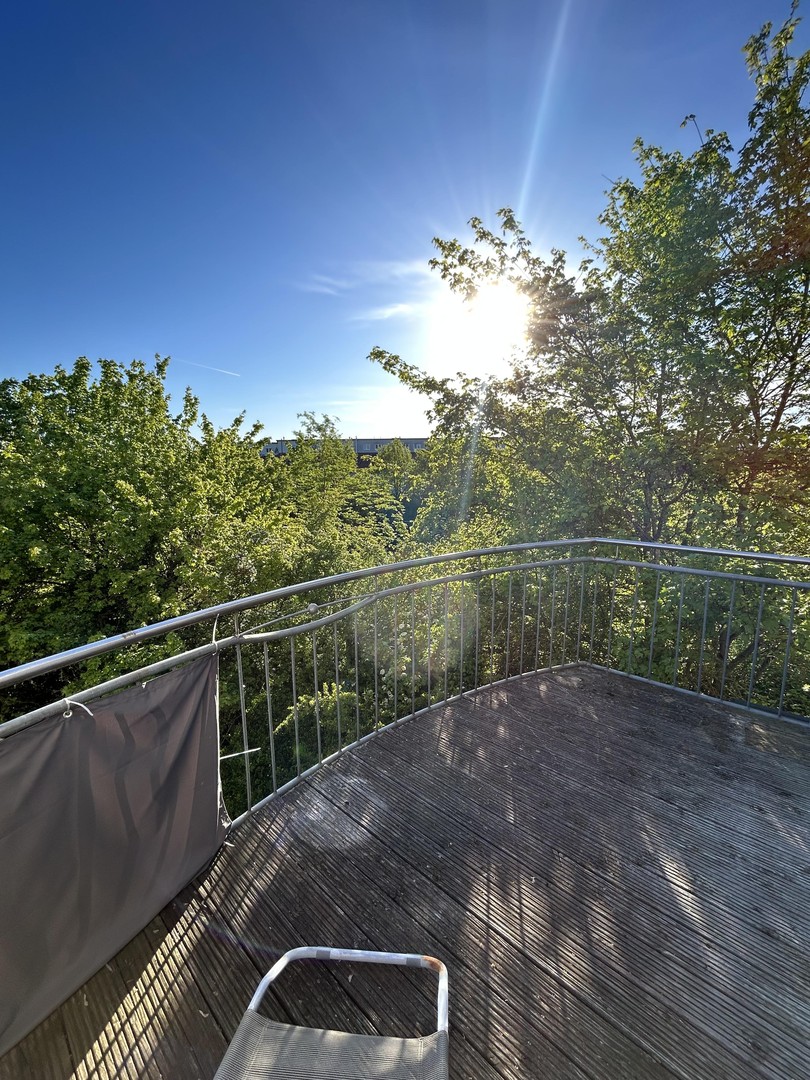 Charmante 3-Zimmer-Maisonettewohnung mit besonderem Wohngefühl in Erlangen-Büchenbach – Erlangen – Vorschaubild 12