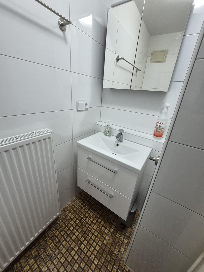 Voll möbliertes City-Apartment im L2 Quadrat – Uni Mannheim & Innenstadt fußläufig – Mannheim – Vorschaubild 6
