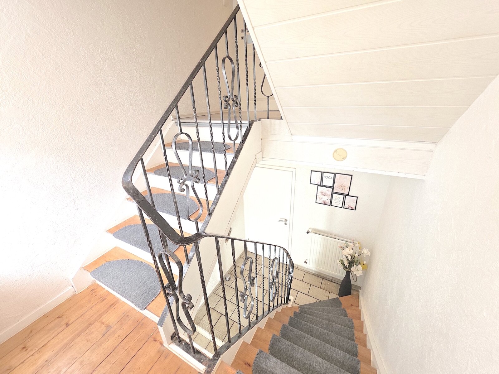 ++ TOP EINFAMILIENHAUS + SONNENTERRASSE + 2 GARAGEN IN RUHIGER LAGE!! ++ – Übach-Palenberg – Vorschaubild 13
