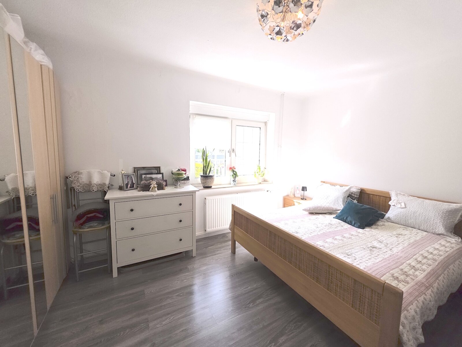 ++ TOP EINFAMILIENHAUS + SONNENTERRASSE + 2 GARAGEN IN RUHIGER LAGE!! ++ – Übach-Palenberg – Vorschaubild 16
