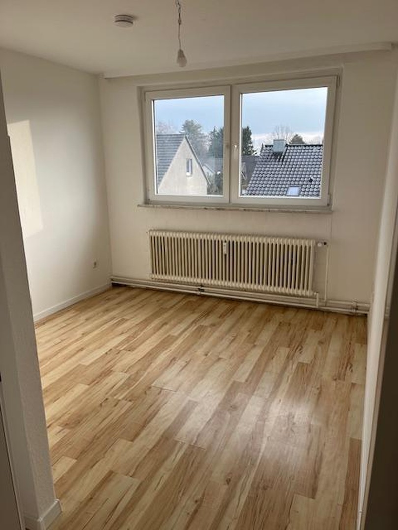 Schöne Dachgeschosswohnung in Uninähe zu vermieten