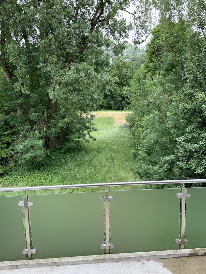 Im Grünen und doch zentral! Ruhige 3,5 Zimmer Wohnung mit großen Balkon in Freising-Stadt/Isarauen – Freising – Vorschaubild 12