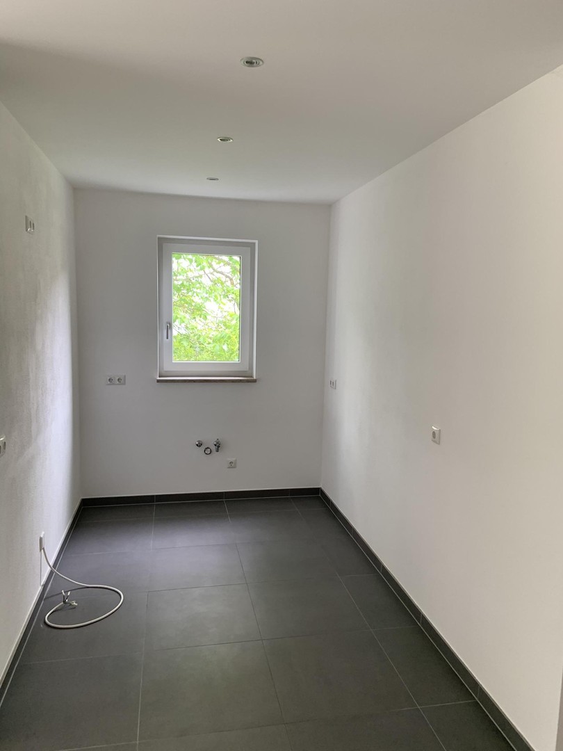 Im Grünen und doch zentral! Ruhige 3,5 Zimmer Wohnung mit großen Balkon in Freising-Stadt/Isarauen – Freising – Vorschaubild 16