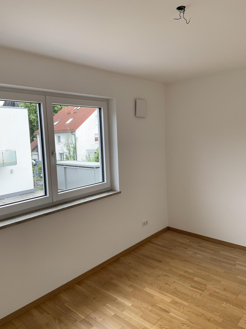 Im Grünen und doch zentral! Ruhige 3,5 Zimmer Wohnung mit großen Balkon in Freising-Stadt/Isarauen – Freising – Vorschaubild 18