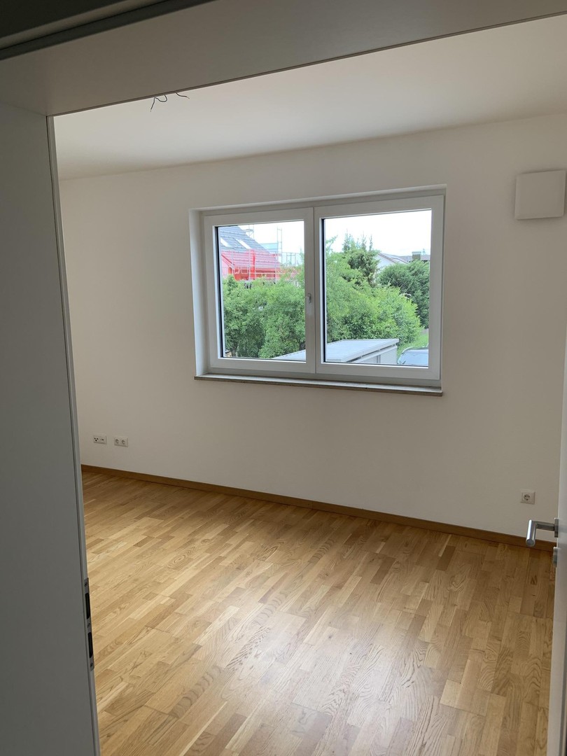 Im Grünen und doch zentral! Ruhige 3,5 Zimmer Wohnung mit großen Balkon in Freising-Stadt/Isarauen – Freising – Vorschaubild 20