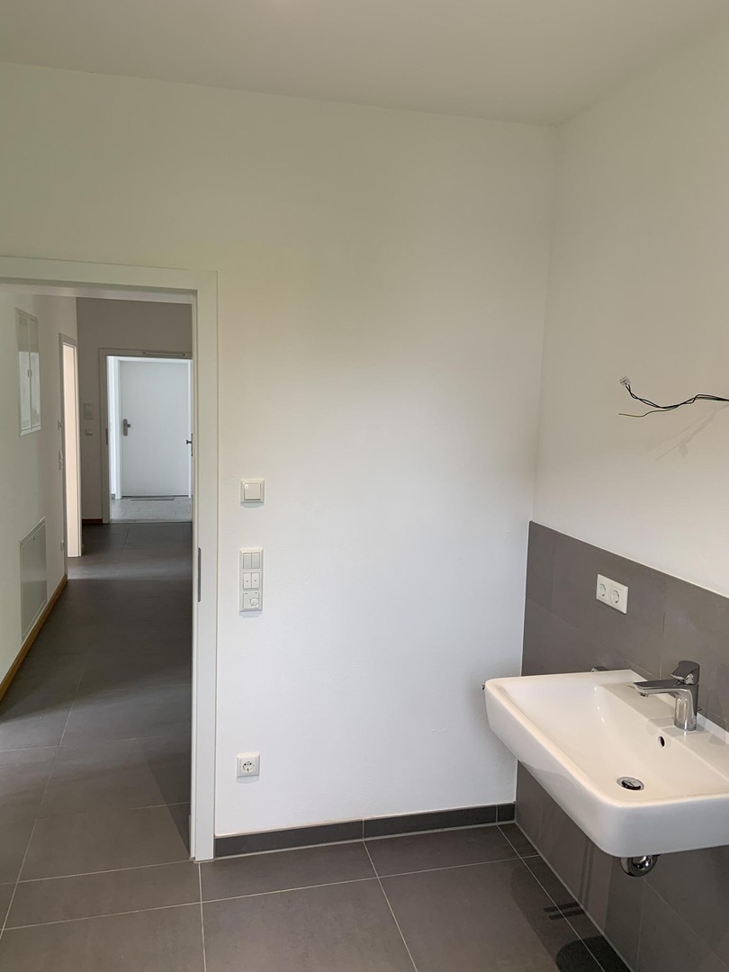 Im Grünen und doch zentral! Ruhige 3,5 Zimmer Wohnung mit großen Balkon in Freising-Stadt/Isarauen – Freising – Vorschaubild 28