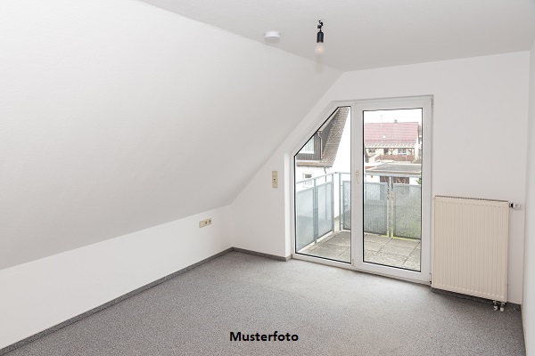 3-Zimmer-Wohnung nebst Balkon