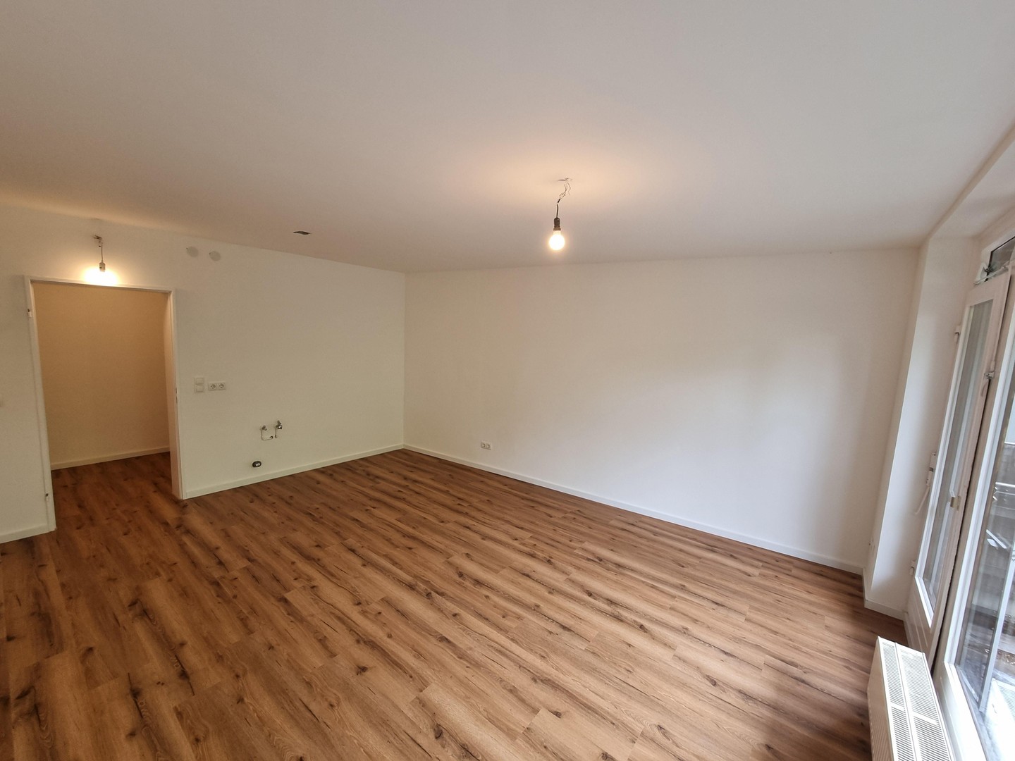 Frisch sanierte 1-Zimmer-Wohnung mit Terrasse – Hamburg – Vorschaubild 8