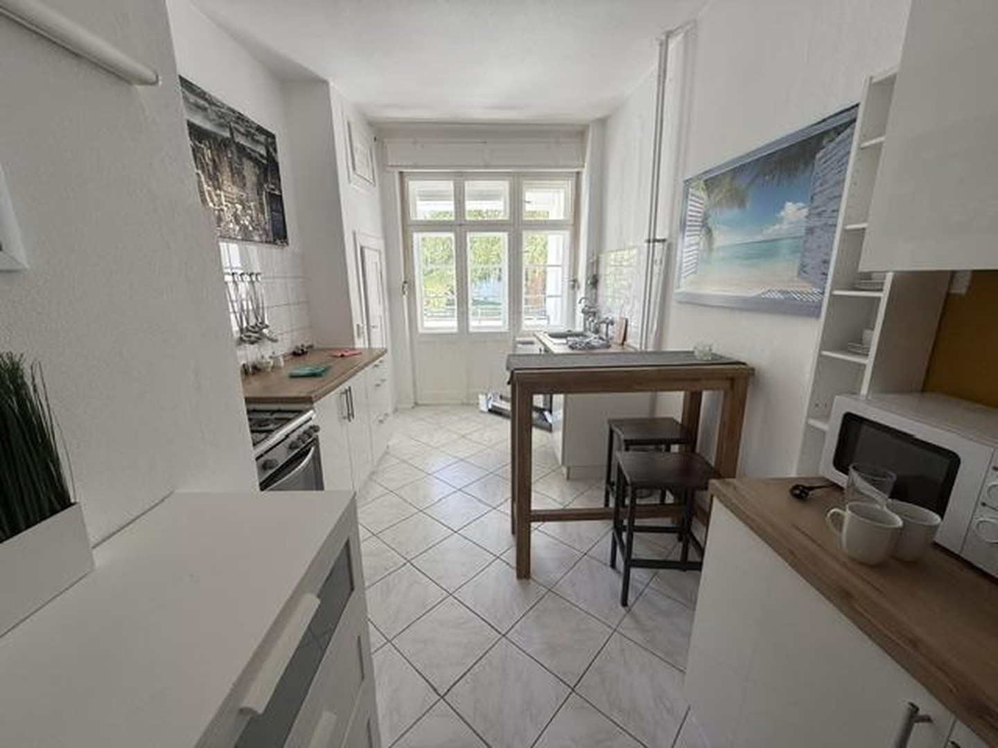 Für Singles oder Paare: Voll möbliert mit Sonnenbalkon in Neu-Westend – Berlin – Vorschaubild 9