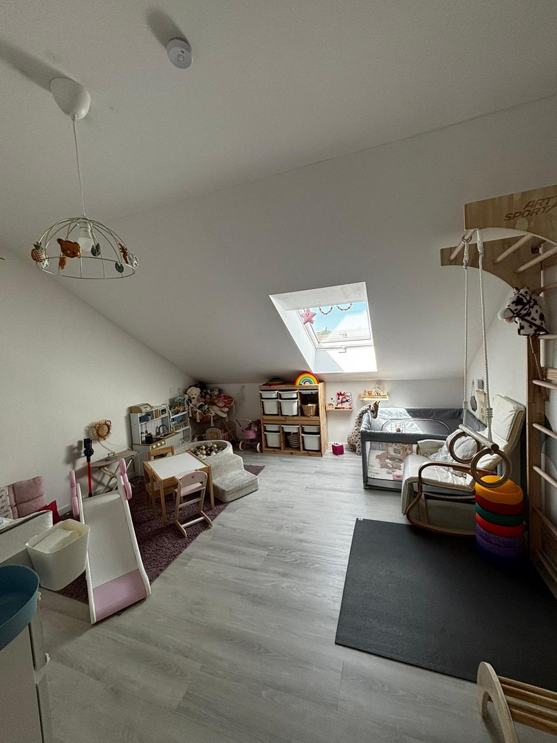 Moderne 3-Zimmer-Dachgeschosswohnung (A+) mit Loggia, Einbauküche, Stellplatz und großem Dachboden – Heilbronn – Vorschaubild 6