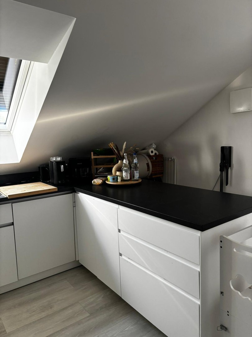 Moderne 3-Zimmer-Dachgeschosswohnung (A+) mit Loggia, Einbauküche, Stellplatz und großem Dachboden – Heilbronn – Vorschaubild 8