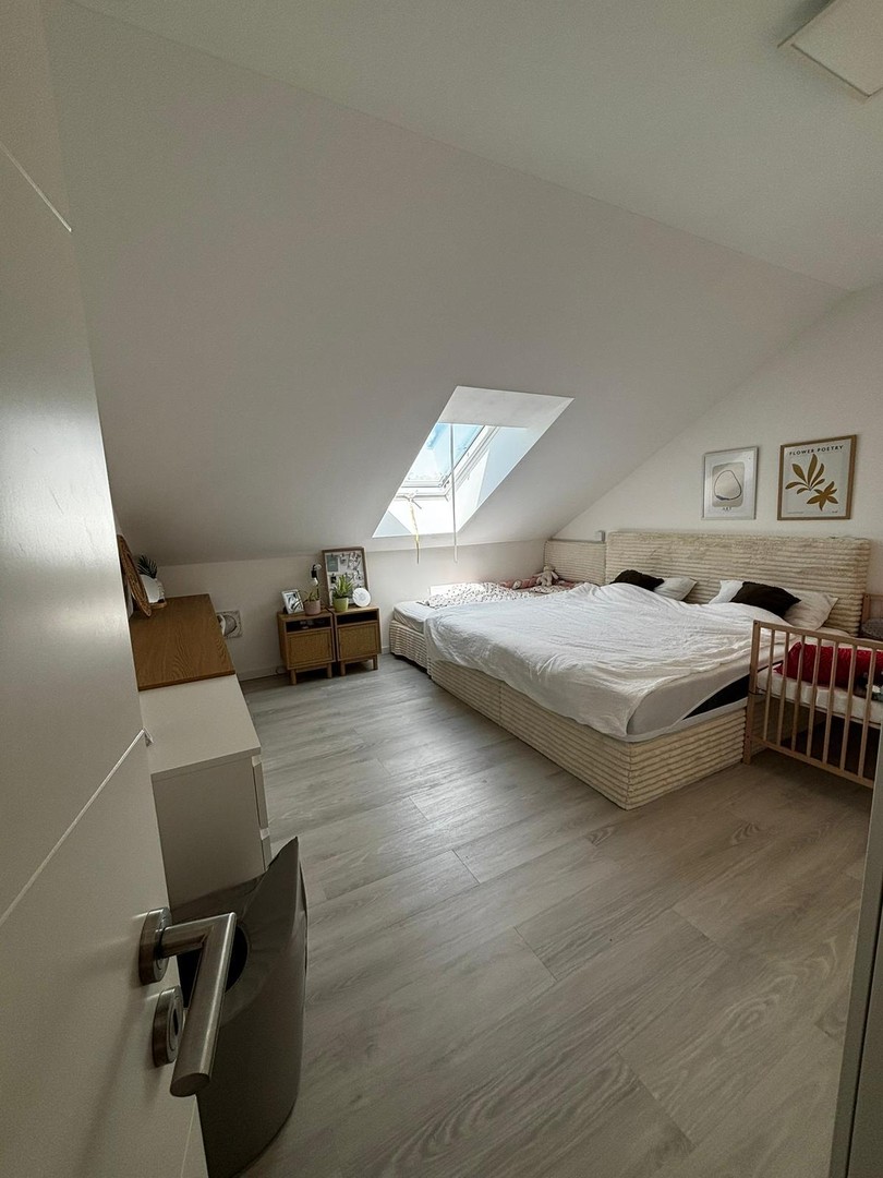 Moderne 3-Zimmer-Dachgeschosswohnung (A+) mit Loggia, Einbauküche, Stellplatz und großem Dachboden – Heilbronn – Vorschaubild 11