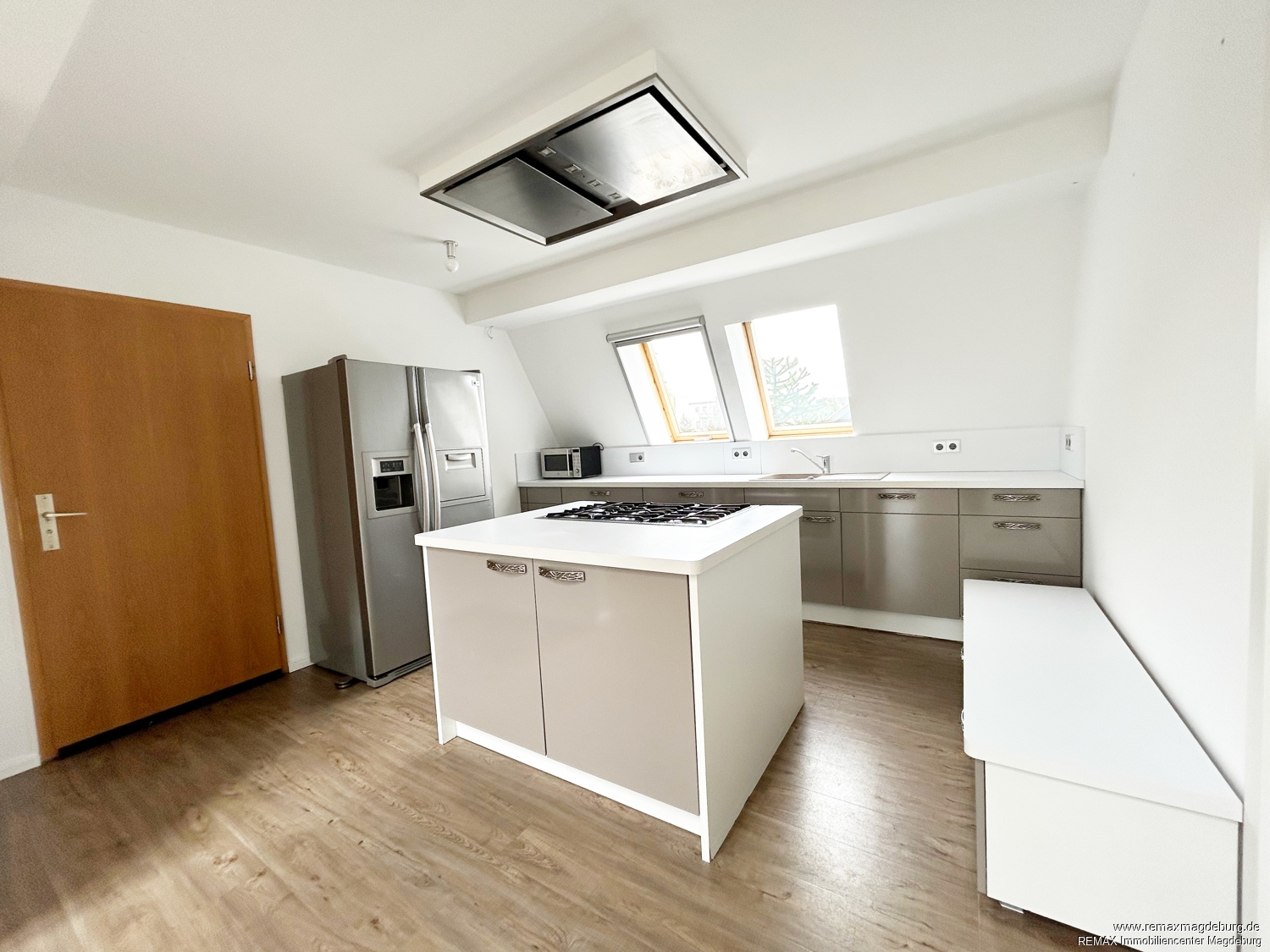 Moderne Maisonette mit Stil – Exklusives Wohngefühl auf zwei Ebenen – Magdeburg – Vorschaubild 2