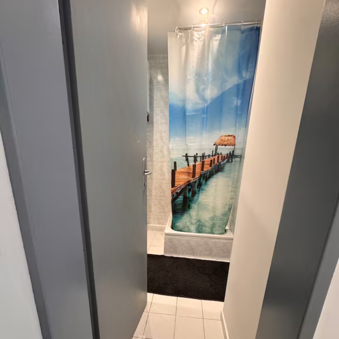 Penthouse-Feeling in Bogenhausen: 2-Zi.-Wohnung mit Alpenblick von privat – München – Vorschaubild 6