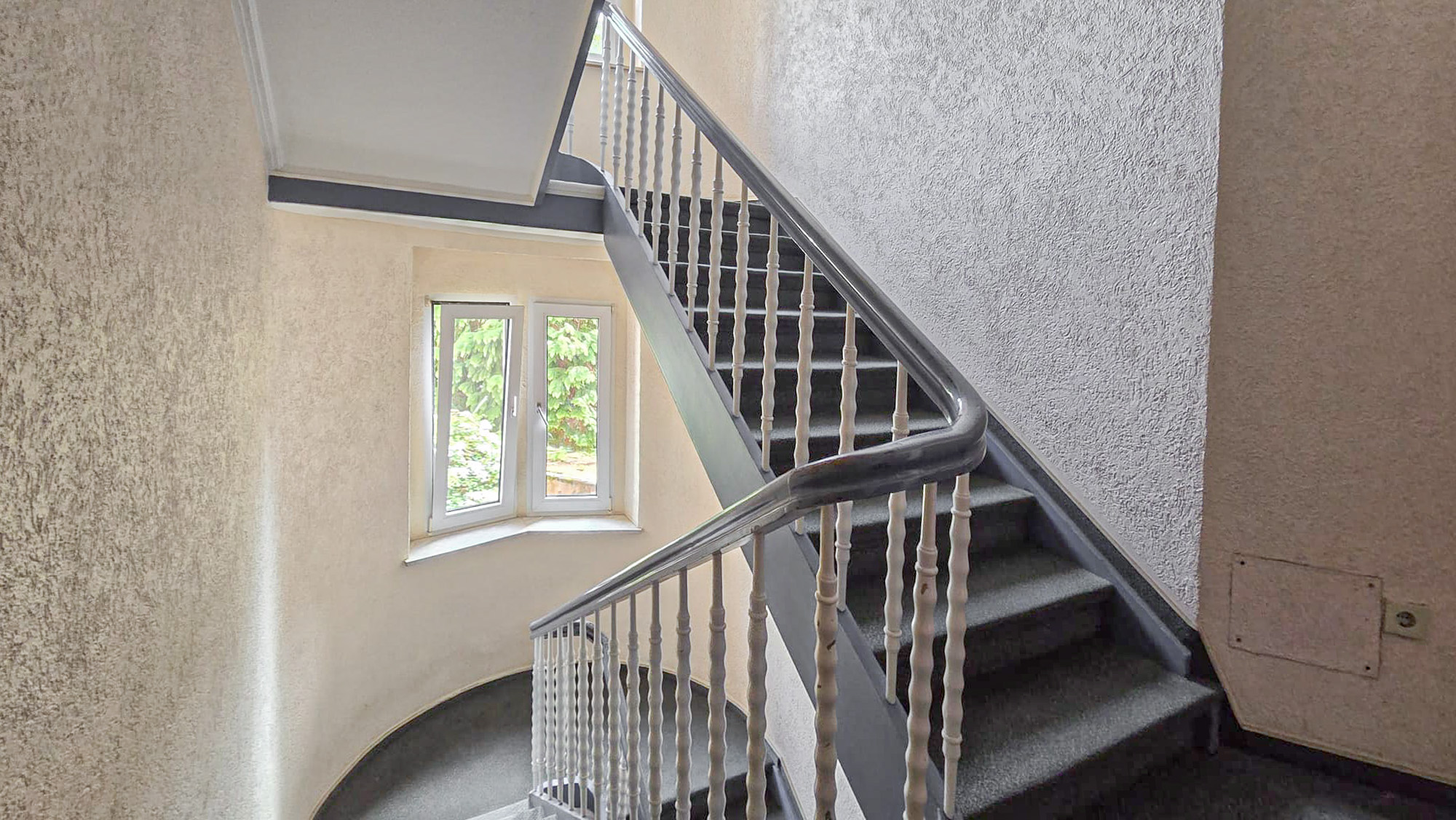 Urgemütliche Drei-Zimmer-Wohnung – Düsseldorf / Reisholz – Vorschaubild 5