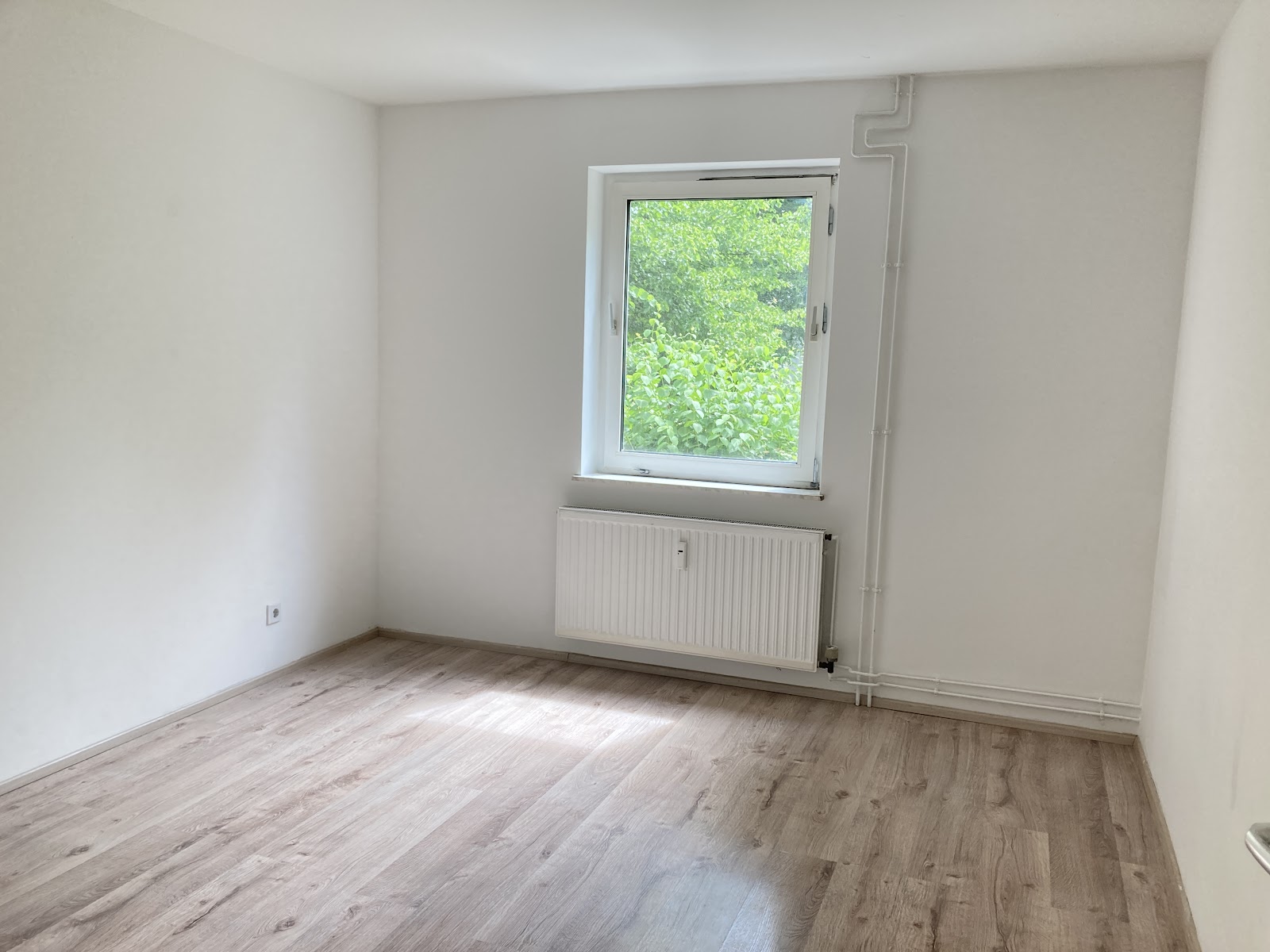 Ruhige 3-Zimmerwohnung – naturnahe Lage mit Top-Verkehrsanbindung (Musterbilder) – Salzgitter – Vorschaubild 2