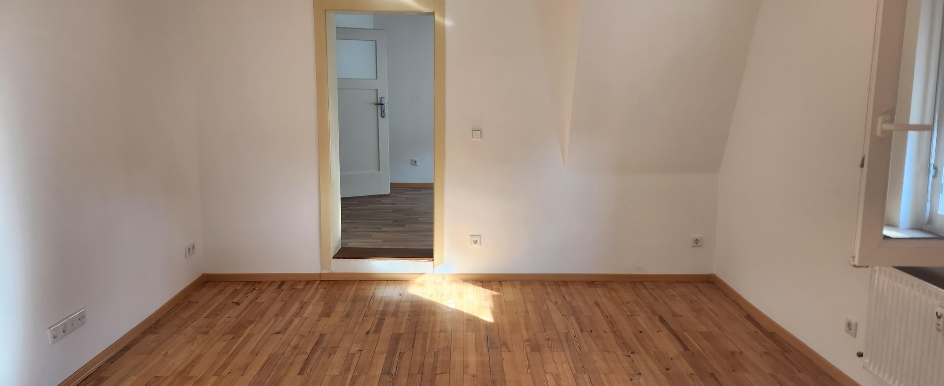 6-Zimmer-Wohnung – Erlangen – Vorschaubild 14