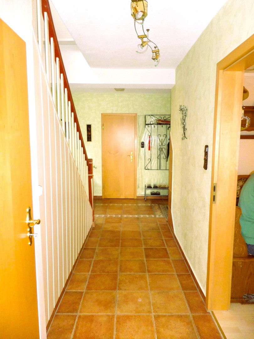 Seltenes Fundstück in Lauchhammer-Mitte | 1.120 m² Grundstück | Hofcharakter | Garage & Nebengebäude – Lauchhammer – Vorschaubild 10