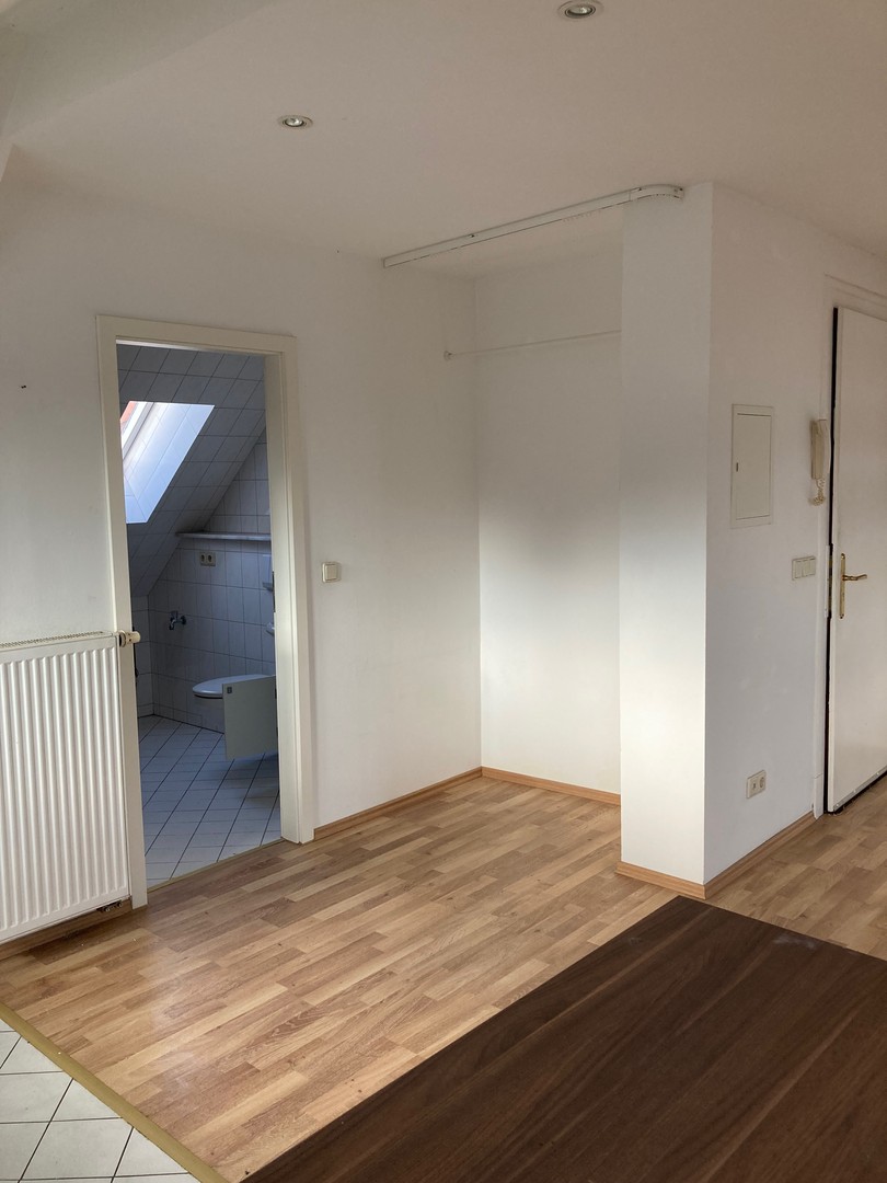 Loftfeeling auf 2 Ebenen, außergewöhliche & lichtdurchflutete Galeriewohnung – Leipzig – Vorschaubild 12