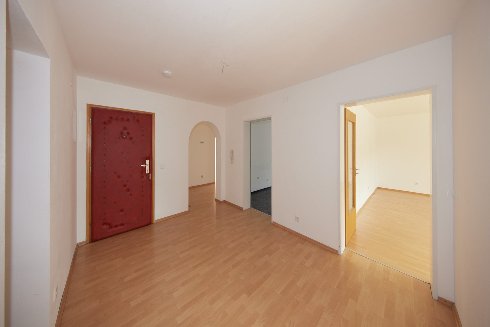 Erstbezug nach Modernisierung!! 3 Zimmer Top Lage!! – Nürnberg – Vorschaubild 3