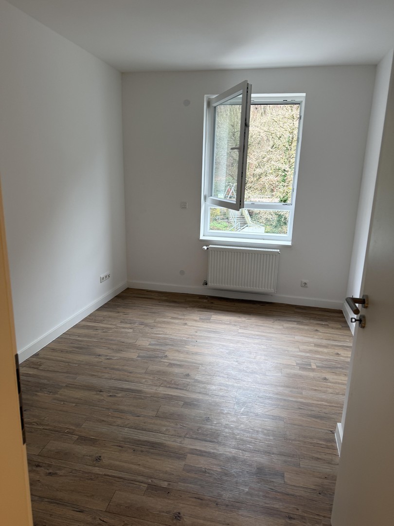 Exklusiv saniertes Reihenhaus in Bensheim-Schönberg am Schloss – Bensheim – Vorschaubild 24