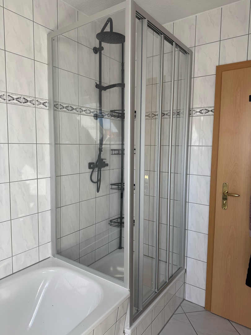 ab 01.09.: Tolle 3-Zi-DG-Maisonette, 2 Balkone, EBK, Stellplatz, Dachboden – Zwickau – Vorschaubild 6
