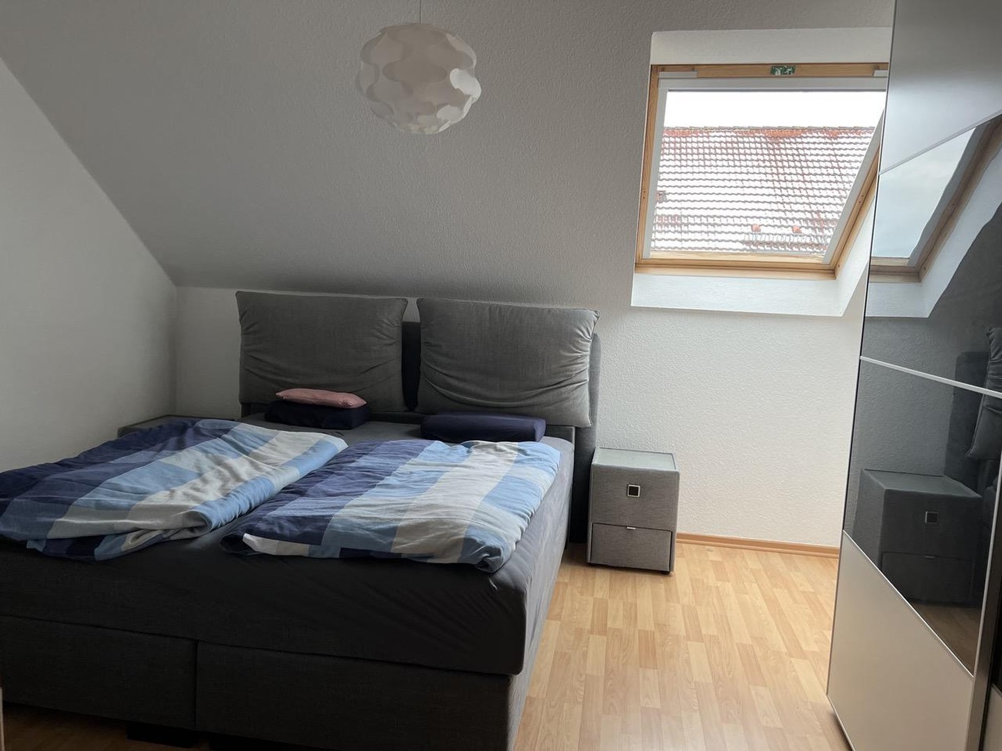 ab 01.09.: Tolle 3-Zi-DG-Maisonette, 2 Balkone, EBK, Stellplatz, Dachboden – Zwickau – Vorschaubild 10