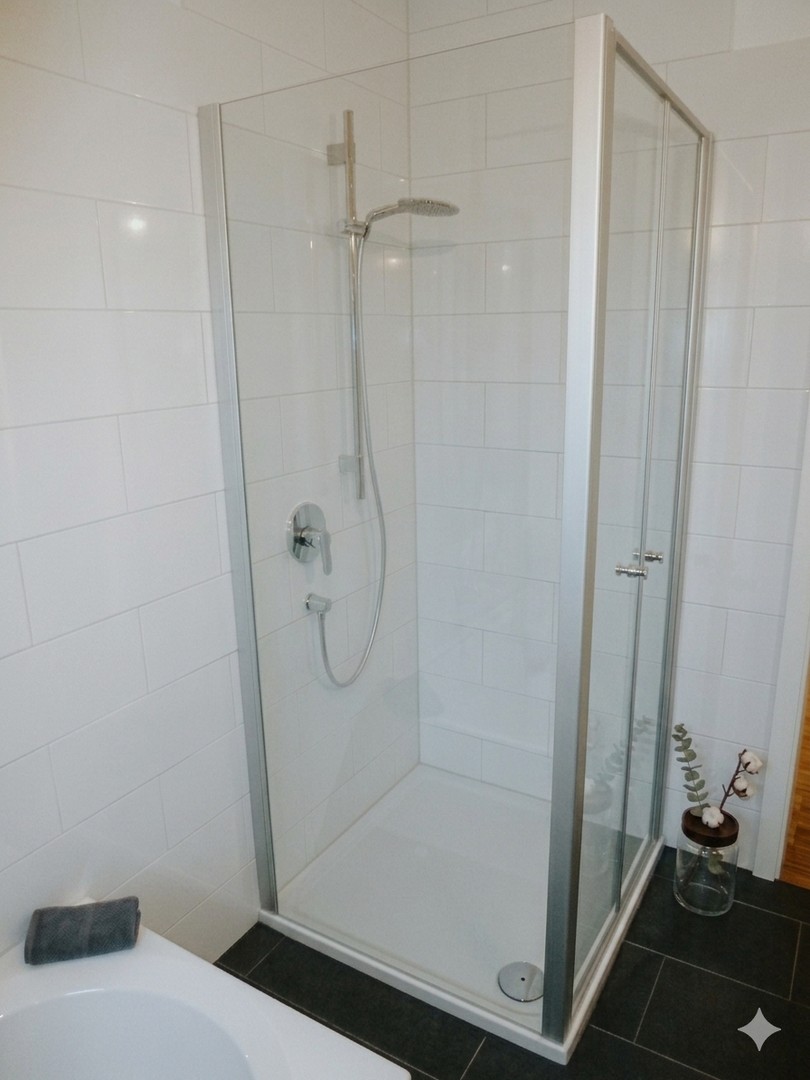 Helle 4-Zimmer-Wohnung mit Terrasse & Innenhof-Stellplatz im Zentrum – Darmstadt – Vorschaubild 4